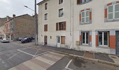 Dumas Geneviève, Dentiste à La Monnerie-le-Montel