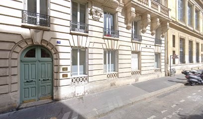 Dr Sana BATARSEH, Dentiste à Paris 06