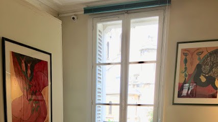 Dr Nadine Mohelleb, Dentiste à Paris 15