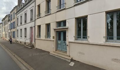 Aboulian Georges, Dentiste à Melun
