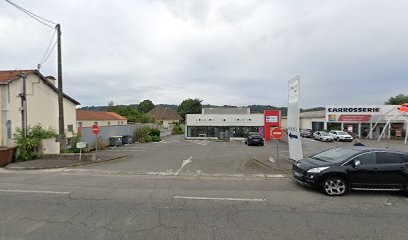 Dr Alberto CRIADO RISCO, Dentiste à Lons