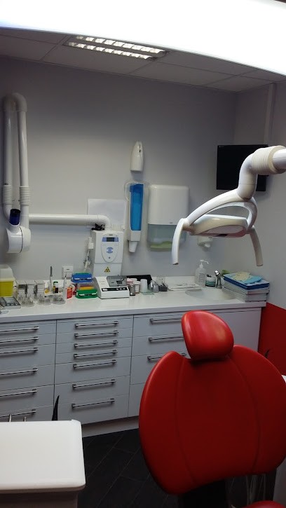 Docteur Arnaud Cantais, Dentiste à Mons-en-Baroeul