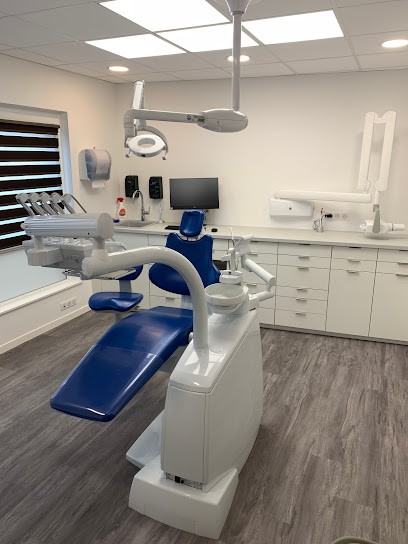 Dr Daniel AKDEM, Dentiste à Hoerdt