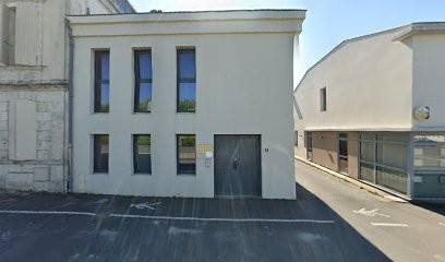 Molan, Dentiste à Saint-Jean-d'Angély
