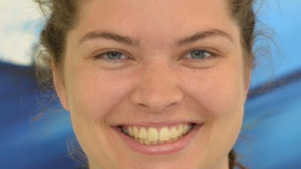 Dr Laura AGOSTO, Dentiste à Vienne