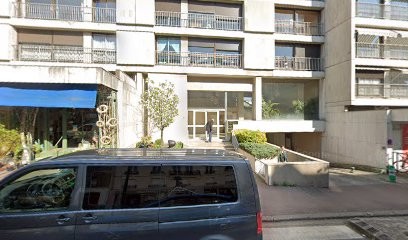 Docteur Maëva LUNA, Dentiste à Garches