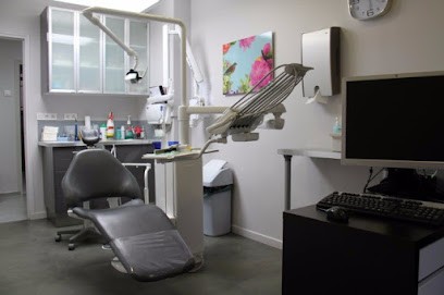 Docteur Elisabeth Meyer, Dentiste à Paris 10