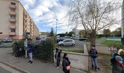Benesti Alain, Dentiste à Poissy