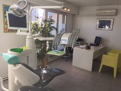 Docteur DARY Federica - dentiste, Dentiste à Chatou
