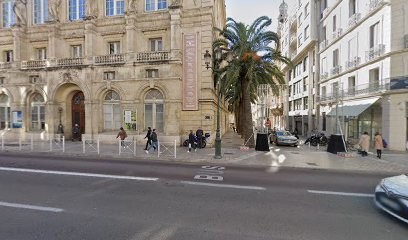 Radisson Richard, Dentiste à Toulon