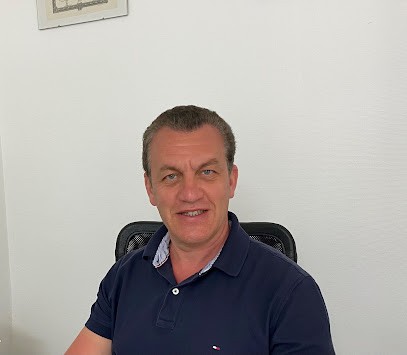 Dr Yigitoglu Thierry, Dentiste à Paris 16