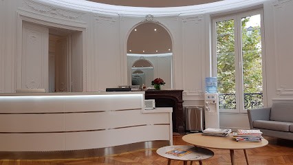 Touboul Michael, Dentiste à Paris 09