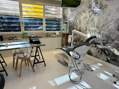 VANKELST Maëva, Dentiste à Volx