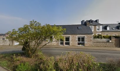 Lecorgne Caroline, Dentiste à Ploumilliau