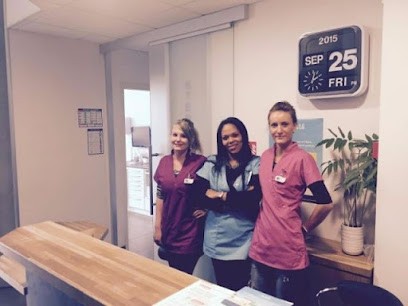 Doctor Pierre Hilmoine, Dentiste à Croix