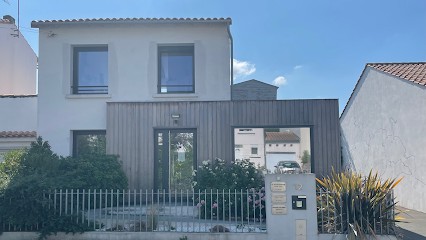 Dr. Florian DELORME, Dentiste à La Rochelle