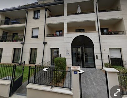 Pelé Jean-Philippe, Dentiste à Olivet