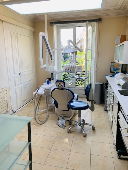 Bonnard Pascal, Dentiste à Paris 04