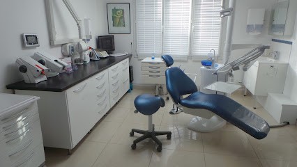 Dr Auger Christelle, Dentiste à Saint-Pierre-du-Perray