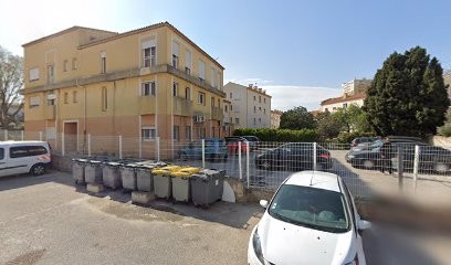 MEYER JULIEN, Dentiste à La Seyne-sur-Mer