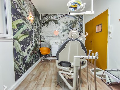 Dr Borjon Vanessa, Dentiste à La Rochelle