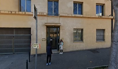 Plan Et Associes, Dentiste à Aix-en-Provence