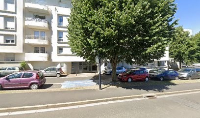 Vo Nguyet-Thu, Dentiste à Lognes