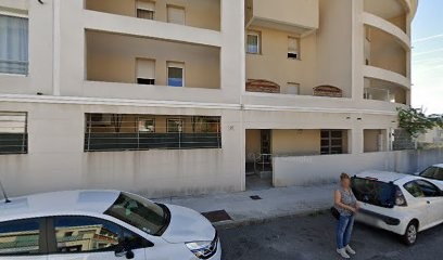 Cailleux-Condet Nancy, Dentiste à Martigues