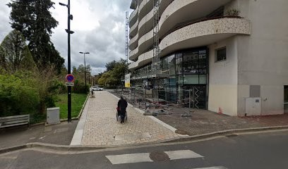 Dutour Thierry, Dentiste à Vichy