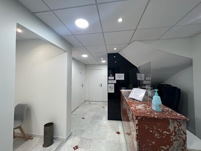 Dr. Jacques Youssef, Dentiste à Paris 15