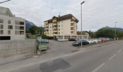 Lynch Paul, Dentiste à Cluses