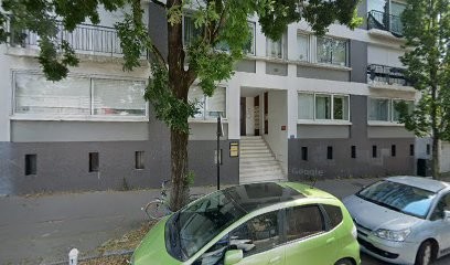 Docteur, Dentiste à Nantes