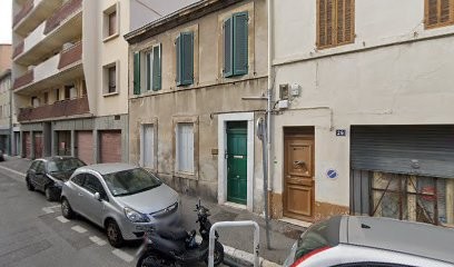 Toca Edwige, Dentiste à Marseille 04