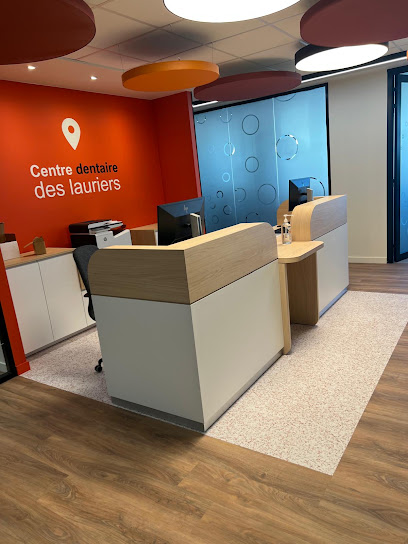 Centre Dentaire Des Lauriers (Doc City), Dentiste à Fréjus