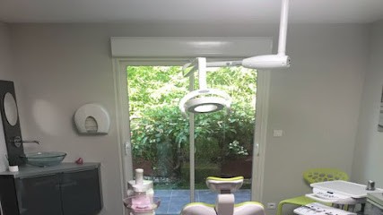 Dr Hélène Habouzit, Dentiste à Toulouse