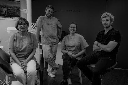 Dentist - Dr. Didier Menetray, Dentiste à Saint-Malo