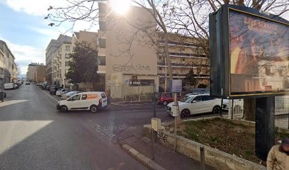 Leila MERIA, Dentiste à Marseille 08