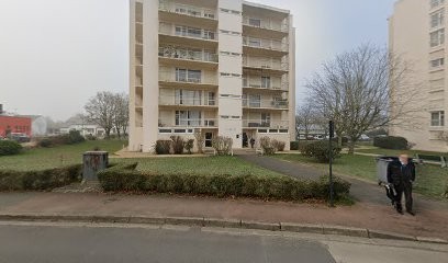 Hoyon Alain, Dentiste à Poitiers