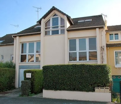 Docteur Jack Nahmiash, Dentiste à Saint-Cyr-l'École