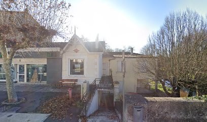 Marty Marie-Ange, Dentiste à Chalais