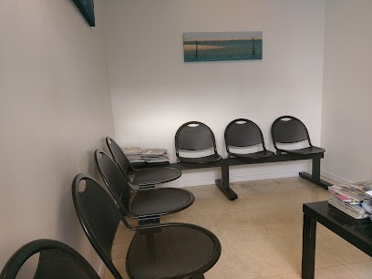 Ambrosino Philippe, Dentiste à Saint-Médard-en-Jalles