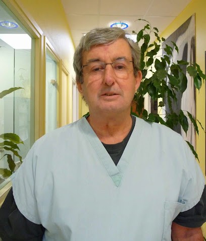 Drs Chaumeil, Dentiste à Prémilhat