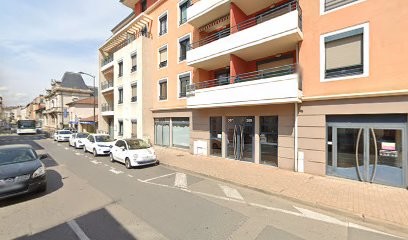 MAZOT Claude, Dentiste à Villefranche-sur-Saône