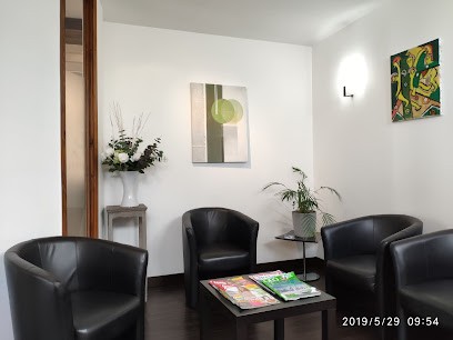 Dr. John Kretchner, Dentiste à Triel-sur-Seine