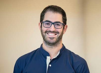 Docteur Alexandre Sarfati, Dentiste à Paris 16