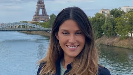 Dr Catia ALMEIDA-REBELO, Dentiste à Paris 08