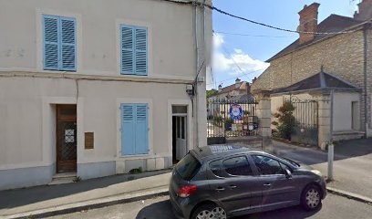 Lavo Constance, Dentiste au Malesherbois
