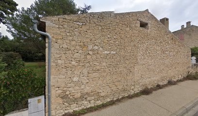 Le Rayol Scm, Dentiste à Lourmarin