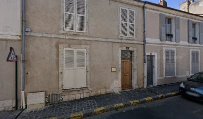 BAZGU Sorina, Dentiste à Châteaudun