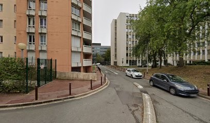 Mohamed Maza, Dentiste à Créteil